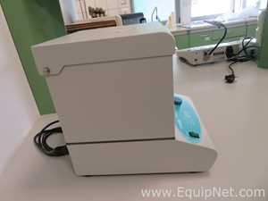 Labnet International VorTemp 1550 Shaking Incubator