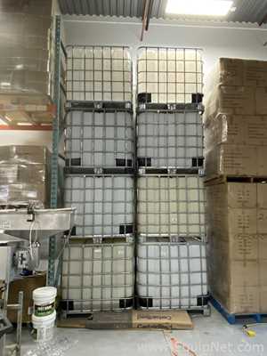 lote de  8 Caixas de Armazenamento Unknown Requisitos de Ar 1000 L