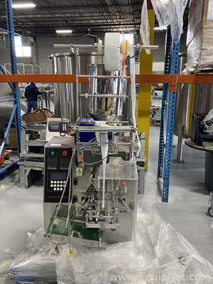 Máquina Vertical Formadora, Envasadora e Seladora Shanghai Develop Machinery Co. Ltd. DCJ300-3