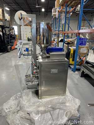 Máquina Vertical Formadora, Llenadora y Selladora  Shanghai Develop Machinery Co. Ltd. DCJ300-3