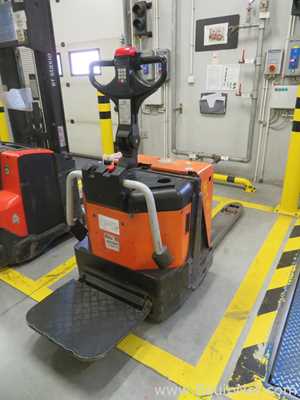 Toyota BT Staxio LPE200/6 Pallet Jack