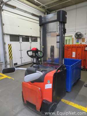 Toyota BT Staxio SPE160L Electric Pallet Stacker