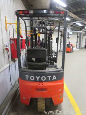 Empilhadeira Toyota 7FBEST10