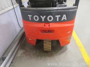 Empilhadeira Toyota 7FBEST10