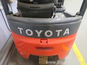 Empilhadeira Toyota 7FBEST10