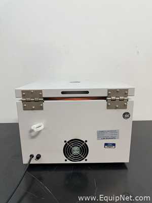 Centrífuga para Laboratórios LW Scientific CMP-BXXL-77T3