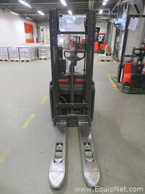 Manipulação de Material Toyota SWE120L