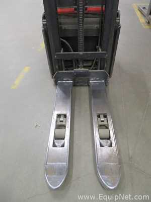 Manipulação de Material Toyota SWE120L