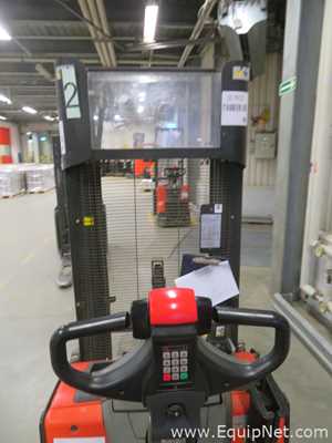 Manipulação de Material Toyota SWE120L