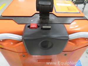 Macaco de Paletes Toyota Requisitos de Ar 2400 KGS