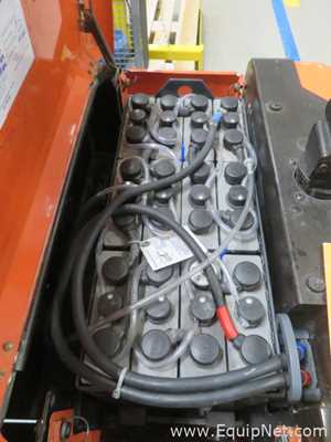 Macaco de Paletes Toyota Requisitos de Ar 2400 KGS