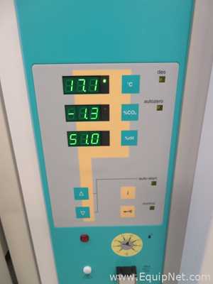 Incubadora Thermo Scientific BBD 6220