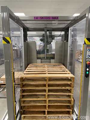 Pester Pac Automation PEWO-pal 6.4 Palletizer with KUKA Robot