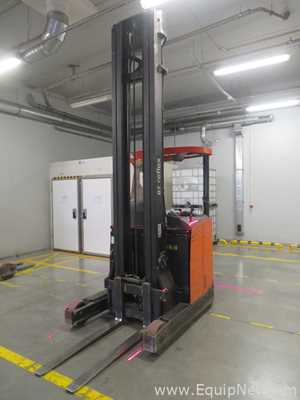Empilhadeira Toyota RRE 160