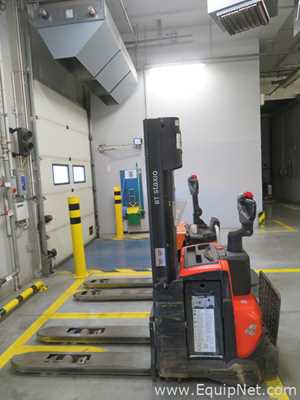 Toyota BT Staxio SWE120L Electric Pallet Stacker