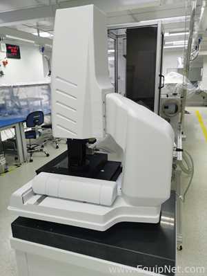 Máquina de Medição de Coordenadas Micro Vu Corporation Vertex 261