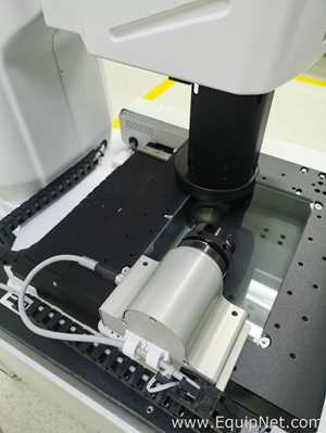 Máquina de Medição de Coordenadas Micro Vu Corporation Vertex 261