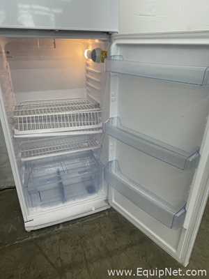 VWR SCRFC-16M Refrigerator with Freezer