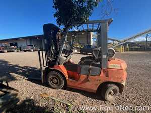 Montacargas Toyota 7FGU25-62128