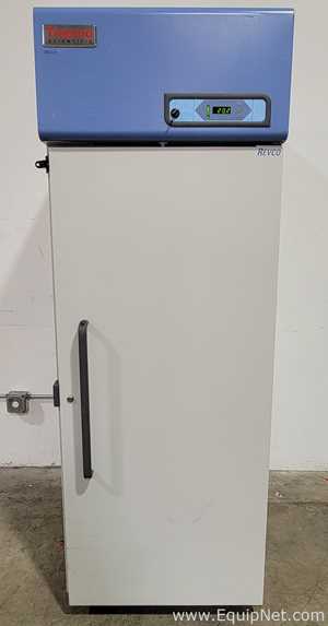 Thermo Scientific UGL2320A Freezer