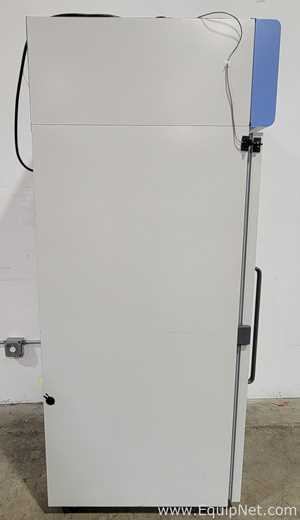 Thermo Scientific UGL2320A Freezer