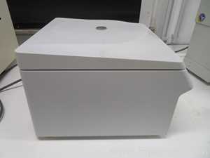 Centrífuga para laboratorio Eppendorf Centrifuge 5417C
