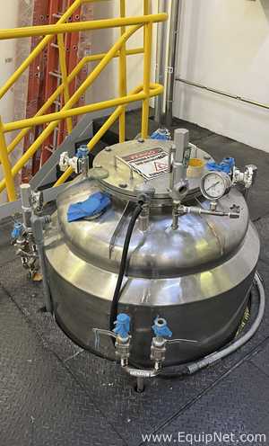 Fermentation and Bioprocess Platform with 4,000 L and 3,000 L Reactors