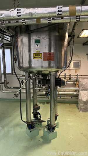 Fermentation and Bioprocess Platform with 4,000 L and 3,000 L Reactors