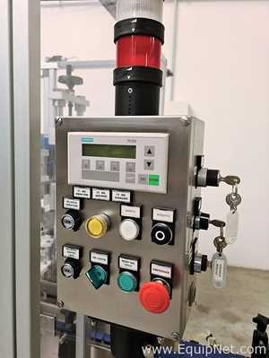 制药服务MOD. RT06-S -液体灌装和封盖生产线