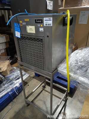 Everest Refrigeration Máquina para Fabricação de Gelo EGE 300