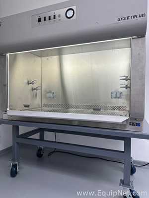NuAire NU-425-400 Biological Safety Cabinet