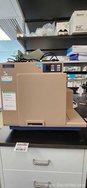 Molecular Devices FlexStation 3 Microplate Reader