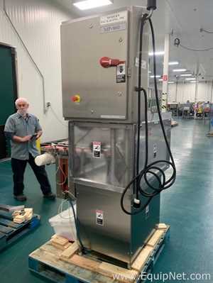 Linha para Envase de Tubos e Copos Modern Packaging SR8DC