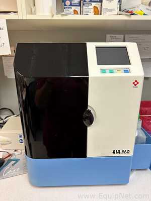 Tosoh AIA-360 Immunoassay Analysis System