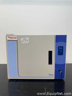 Thermo Scientific 3403 Midi 40 CO2 Incubator
