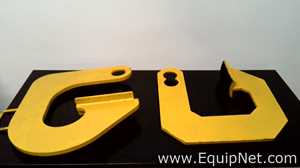 Lot of 2 Lifting Clamp Pieces