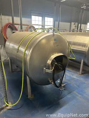 Tanque Almacenamiento Horizontal Acero Inoxidable Capacidad aproximada 20 bbl marca The Pub Brewing