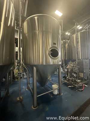 TanqueAlmacenamientoVerticalAceroInoxidable Capacidadaproximadamente 60bbl SpecificBrewingDistilling