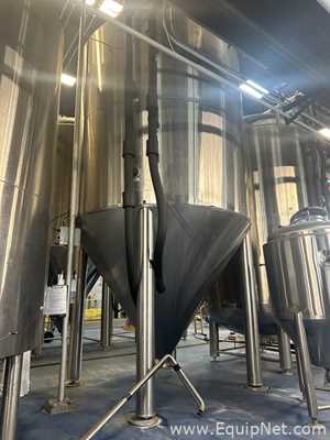 Tanque de Almacenamiento Vertical de Acero Inoxidable Capacidad aproximadamente 80 bbl marca JVNW