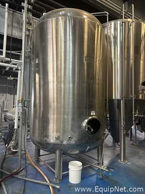 Tanque de Almacenamiento Vertical de Acero Inoxidable Capacidad aproximadamente 80 bbl