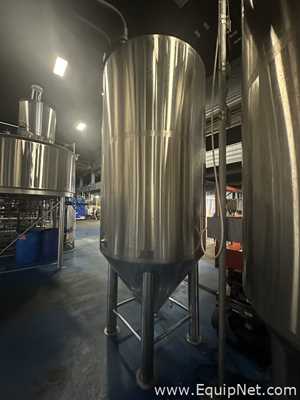 TanqueAlmacenamientoVerticalAceroInoxidable Capacidadaproximadamente 20bbl SpecificBrewingDistilling