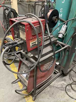 Lincoln Electric Invertec V300 PRO Welder