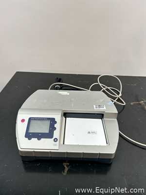 lot of miscellaneous lab equipment