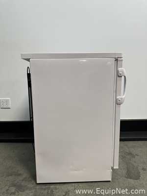 Lot Of Fisher Brand GTFBV05RPSA And 05LREEFSA Isotemp Undercounter Refrigerators