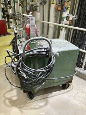 Miller Electric Mfg. Co.  SRH-333 Welder
