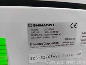HPLC Shimadzu SIL-30ACMP