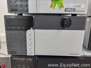 HPLC Shimadzu SIL-30ACMP