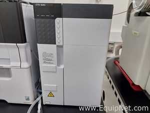 HPLC Shimadzu SIL-30ACMP