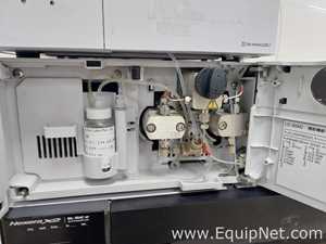 HPLC Shimadzu SIL-30ACMP