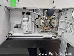 HPLC Shimadzu SIL-30ACMP